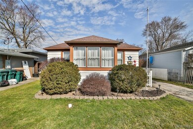 766 Harding Ave, North Tonawanda, NY 14120 - photo 2