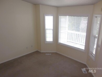 403 S Valley Dr, Nampa, ID 83686 - photo 7