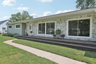 6-web-or-mls-Oakland Blvd NE-1206-006