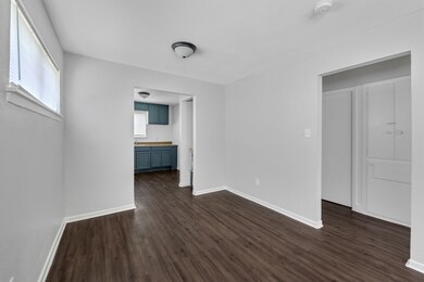 5718 Pickfair St unit 1, Houston, TX 77026 - photo 2