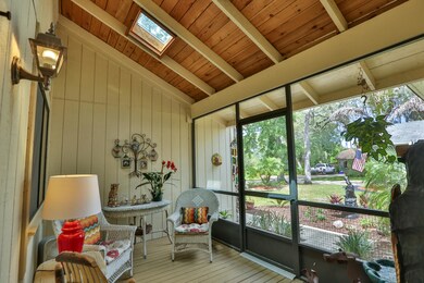 98 Ravenwood Ct Full Reso-7