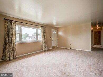 2908 Vermont Ave, Halethorpe, MD 21227 - photo 6