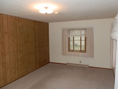 5404 S Baxter Ln, Janesville, WI 53546 - photo 5