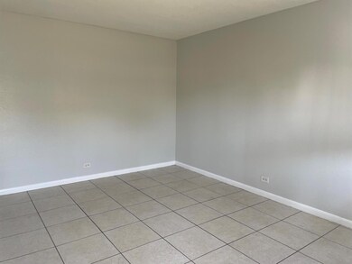 3300 Broadway unit 2, West Palm Beach, FL 33407 - photo 3