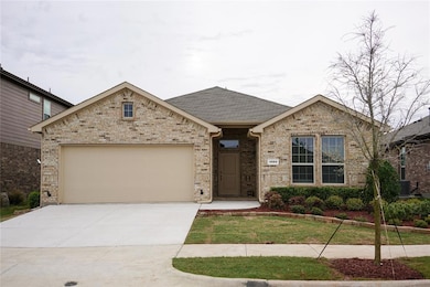 4004 Stone Trail Dr, Denton, TX 76210 - photo 2