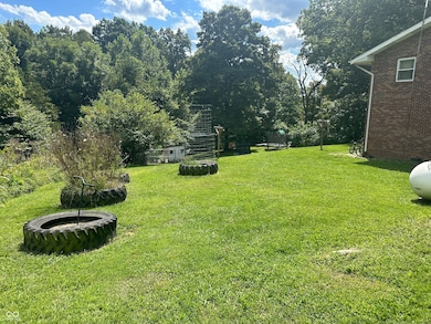 1357 S Haslers Rd, Bloomfield, IN 47424 - photo 3