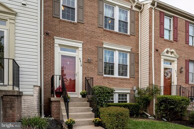 8618 Pine Meadows Dr, Odenton, MD 21113 - photo 2