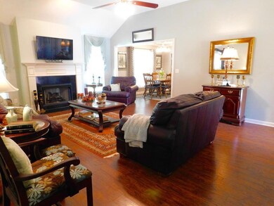 180 Regalwood Dr, Manchester, TN 37355 - photo 5