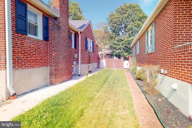 114 W Elm Ave, Baltimore, MD 21206 - photo 7