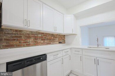 8360 Forrester Blvd unit 472, Springfield, VA 22152 - photo 4