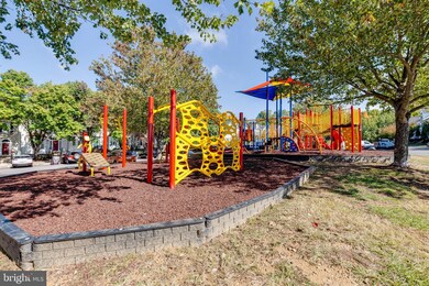 4193 Stockbridge Dr, Dumfries, VA 22025 - photo 3