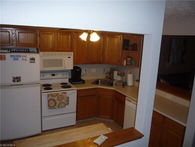 All appliances stay!