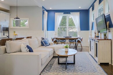 Open Floor Plan! Great for entertaining!
