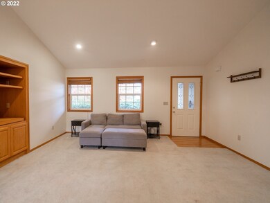 755 SE Justin St, Sheridan, OR 97378 - photo 5