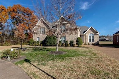 168 Stoners Glen Dr, Hermitage, TN 37076 - photo 2