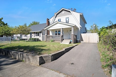 002- 1224 E 20th Ave