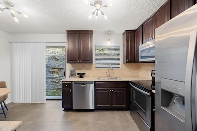 21461 Coyote Trail unit 2, Lago Vista, TX 78645 - photo 5