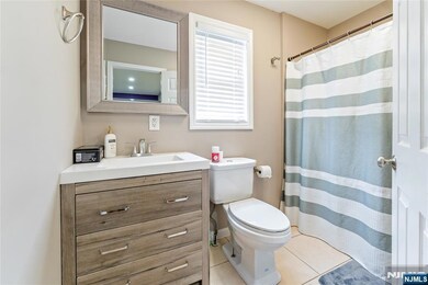 567 E 19th St, Paterson, NJ 07514 - photo 7