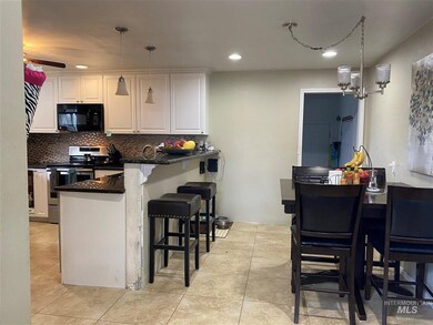 1220 E Amity Ave, Nampa, ID 83686 - photo 4