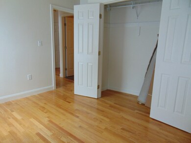 21 Charter St unit Suite: 401, Boston, MA 02113 - photo 5