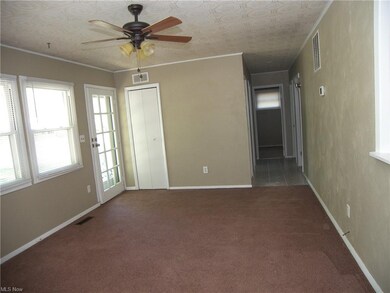 4223 Talbot Ln, Lorain, OH 44055 - photo 5