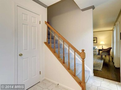 20605 Hartsbourne Way, Germantown, MD 20874 - photo 3