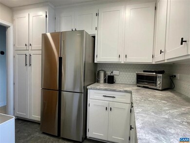 2403 Brook Rd, Charlottesville, VA 22901 - photo 6