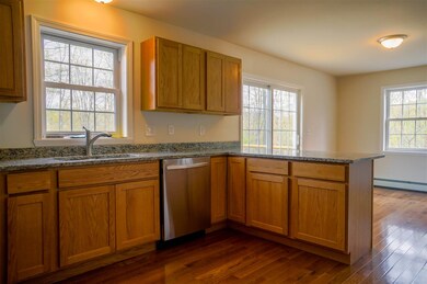 203 Swamp Rd, Richmond, VT 05477 - photo 3