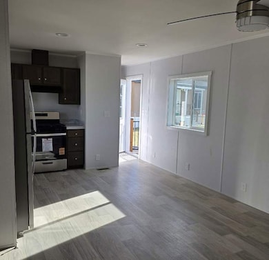 203 Darlington Way, Layton, UT 84041 - photo 3