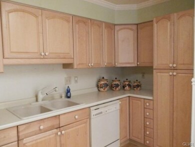 1602 E 9th St, Bethlehem, PA 18015 - photo 2