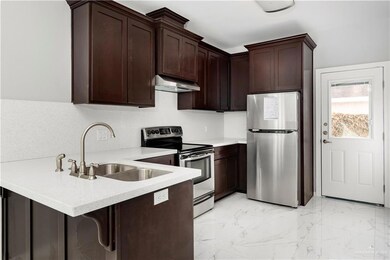 103 E Segment Leonel Trevino Rd unit C, San Juan, TX 78589 - photo 5