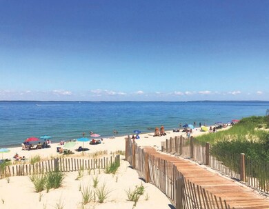 Lamberts Cove Residents Enjoy!
