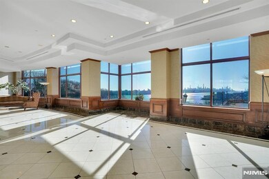 Palisades unit 710, Fort Lee, NJ 07024 - photo 2