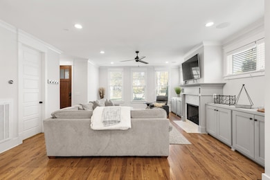 843 Clayton Ave, Nashville, TN 37204 - photo 4