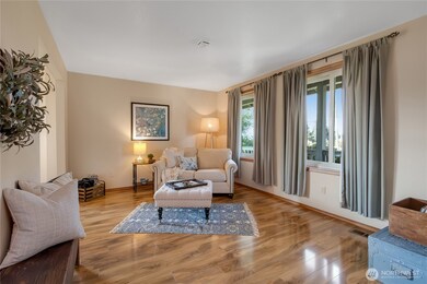 8024 33rd St W, University Place, WA 98466 - photo 7