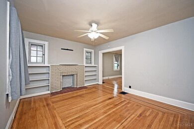 1205 Amanda Place, Cincinnati, OH 45205 - photo 4