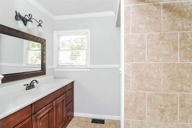 206 Moon St, Cleburne, TX 76033 - photo 7