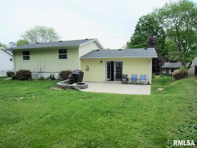 1612 Monterey Ct, Bettendorf, IA 52722 - photo 5