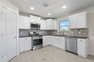 1119 Center Court Cir, Grove, OK 74344 - photo 5