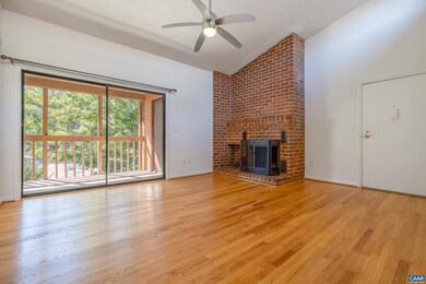 127 Turtle Creek Rd unit 12, Charlottesville, VA 22901 - photo 2