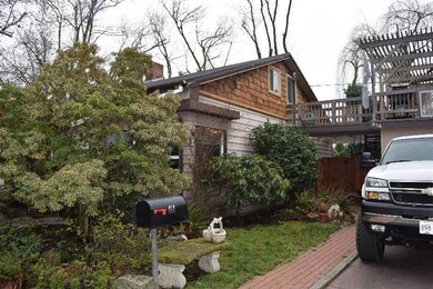 414 S 1st St, Central Point, OR 97502 - photo 2