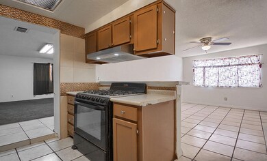 357 Maricela Dr, El Paso, TX 79915 - photo 5