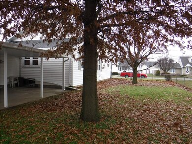 1623 N E St, Elwood, IN 46036 - photo 3