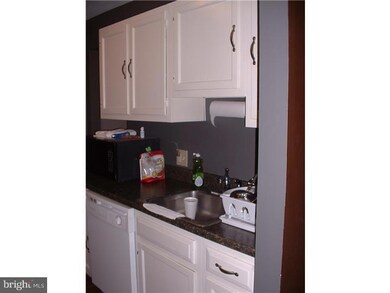 5 Edward Rutledge Bldg unit 43, Blackwood, NJ 08012 - photo 3