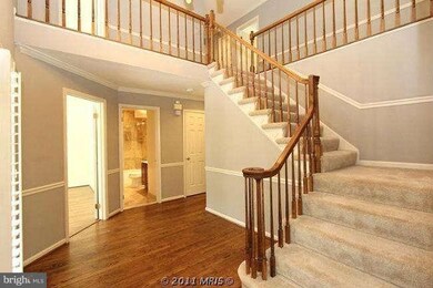 12609 Blue Mountain Ct, North Potomac, MD 20878 - photo 2