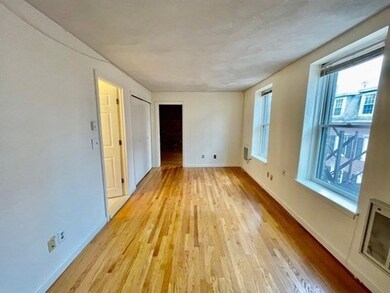29 Cooper St unit 4, Boston, MA 02113 - photo 3