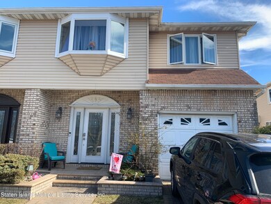197 Gervil St, Staten Island, NY 10309 - photo 3