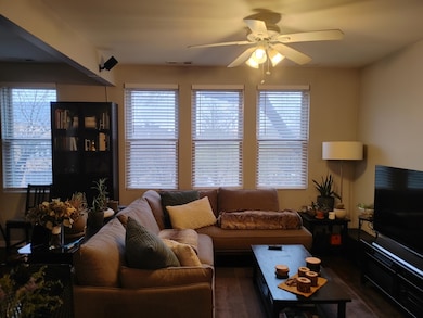 1232 W Huron St unit 3, Chicago, IL 60642 - photo 2