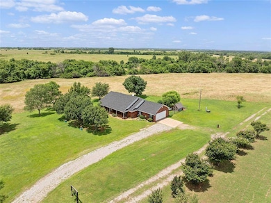 1008 County Road 1580, Marlow, OK 73055 - photo 2