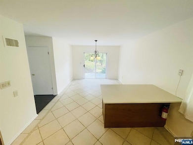 50 Beverly Ct unit 1X, Fair Lawn, NJ 07410 - photo 6